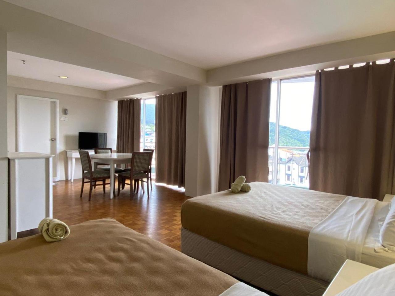 The Little Star Studio Hotel- Star Regency Бринчанг Экстерьер фото
